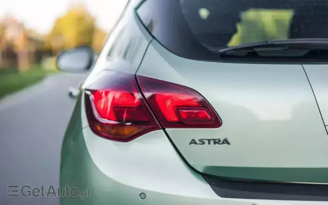 OPEL Astra 