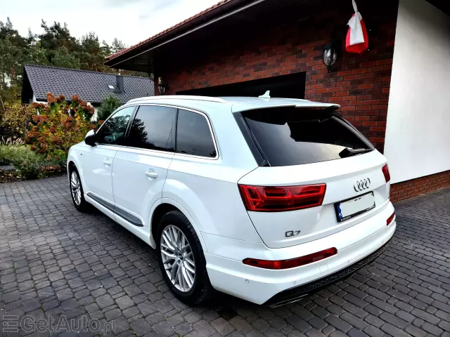 AUDI Q7 Tiptronic