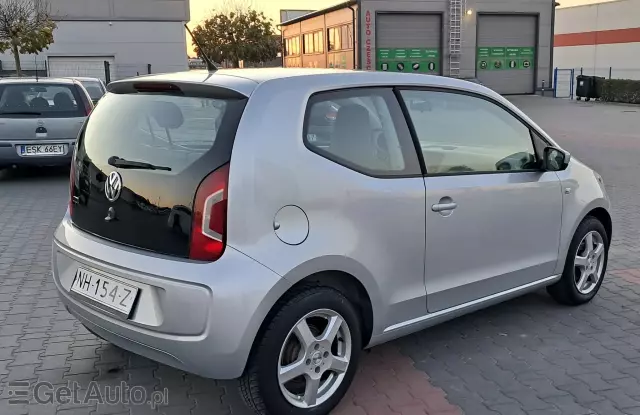 VOLKSWAGEN Up! High up!