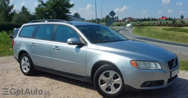 VOLVO V70 Momentum