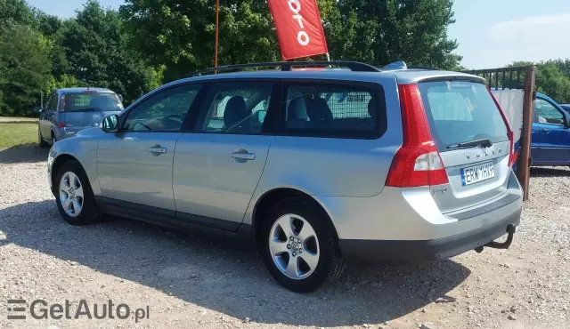 VOLVO V70 Momentum