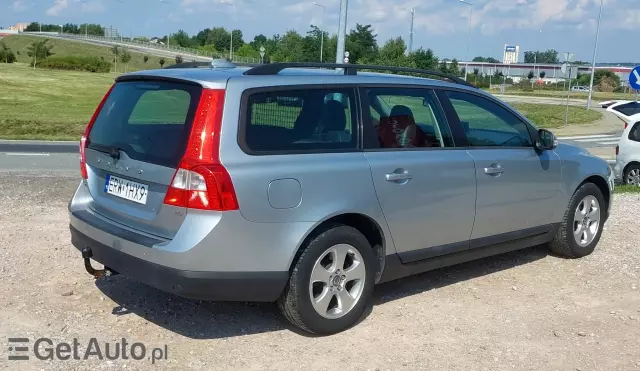 VOLVO V70 Momentum