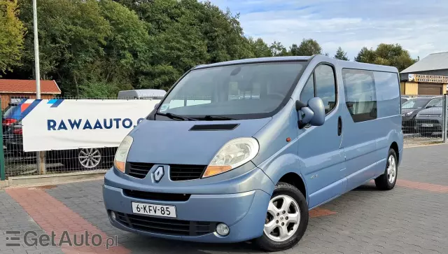 RENAULT Trafic 