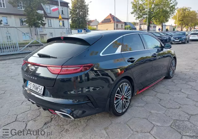 KIA ProCeed 