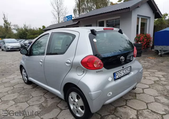 TOYOTA Aygo VVT-i Active