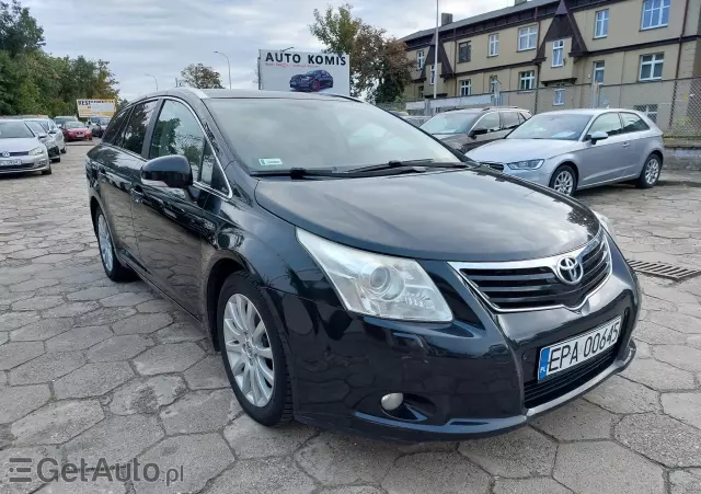 TOYOTA Avensis Premium