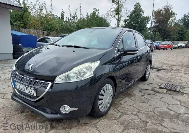 PEUGEOT 208 Allure