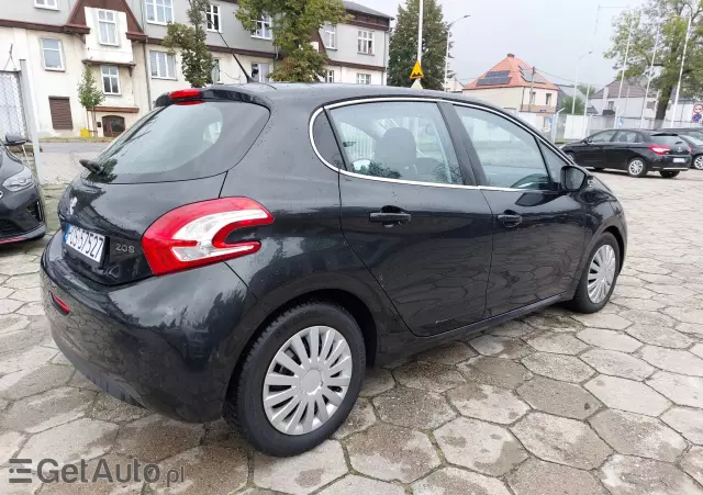 PEUGEOT 208 Allure