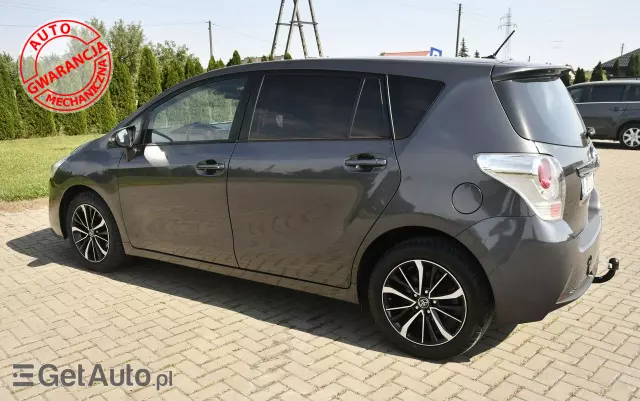 TOYOTA Verso 