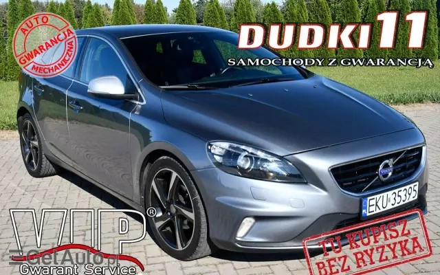 VOLVO V40 