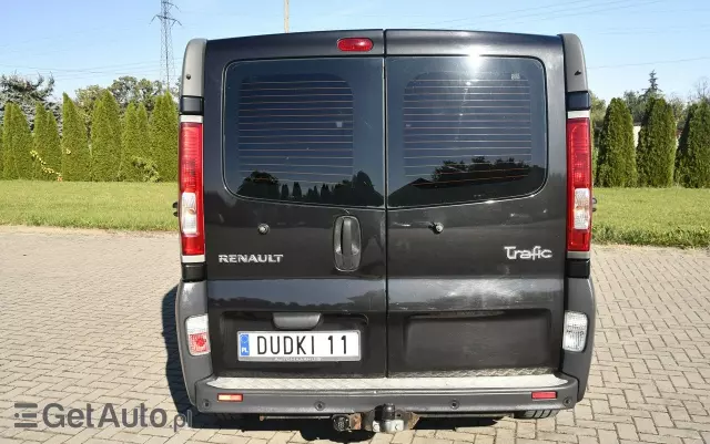 RENAULT Trafic 