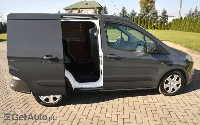 FORD Transit Courier Van 