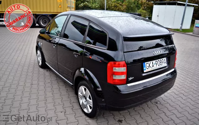 AUDI A2 