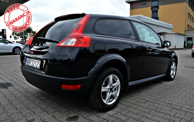 VOLVO C30 