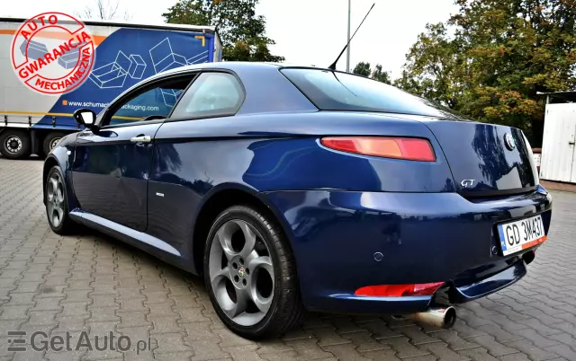 ALFA ROMEO GT Coupe 