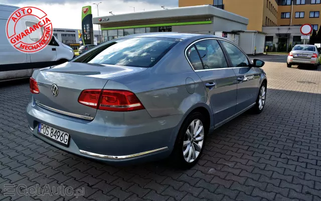 VOLKSWAGEN Passat Comfortline