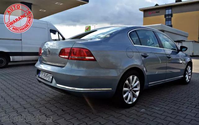 VOLKSWAGEN Passat Comfortline