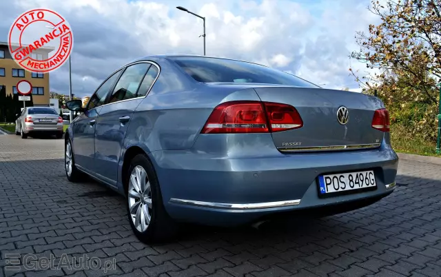 VOLKSWAGEN Passat Comfortline