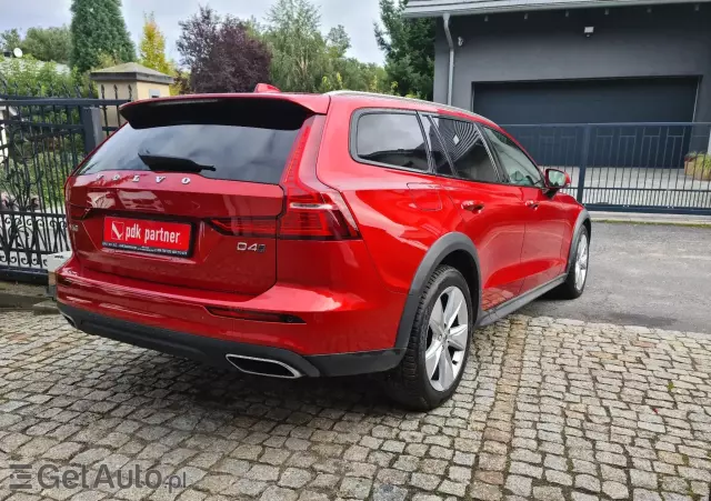 VOLVO V60 Cross Country AWD Getr