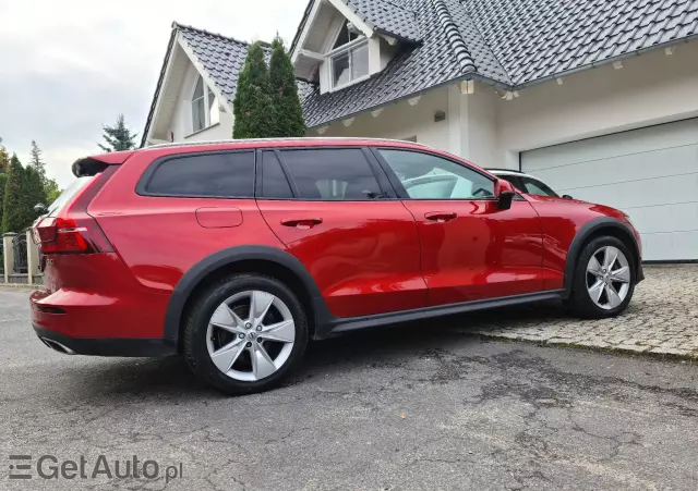 VOLVO V60 Cross Country AWD Getr