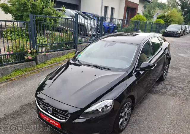 VOLVO V40 Kinetic Ocean Race