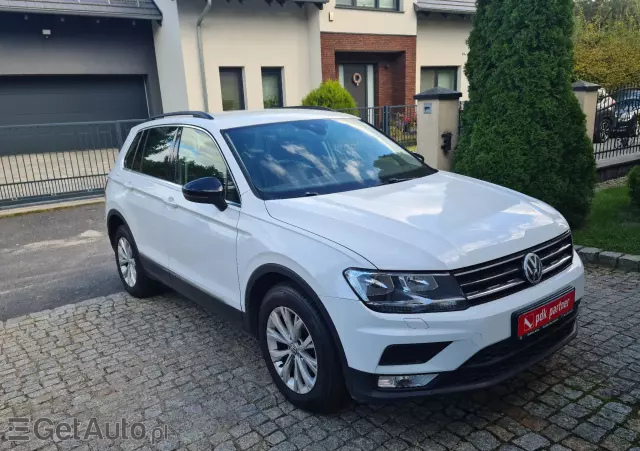 VOLKSWAGEN Tiguan Comfortline SCR 4 Mot DSG