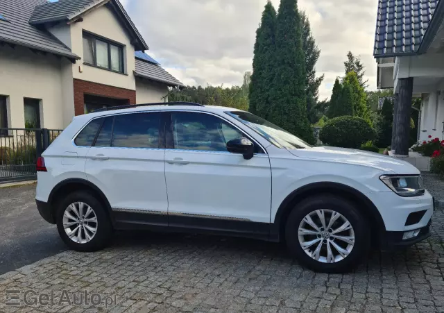 VOLKSWAGEN Tiguan Comfortline SCR 4 Mot DSG