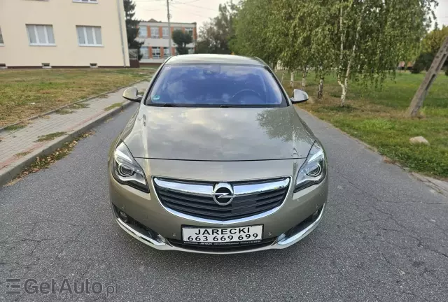 OPEL Insignia 