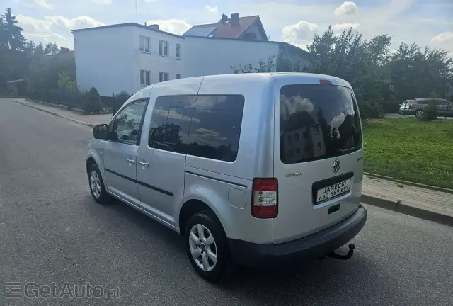 VOLKSWAGEN Caddy 