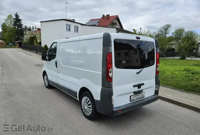 RENAULT Trafic 