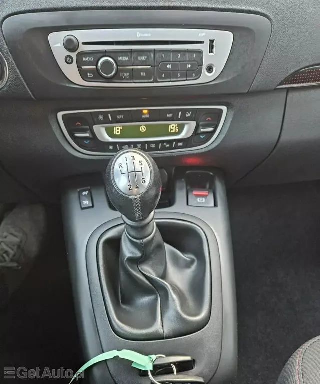 RENAULT Grand Scenic 