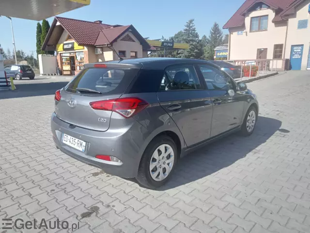 HYUNDAI I20 