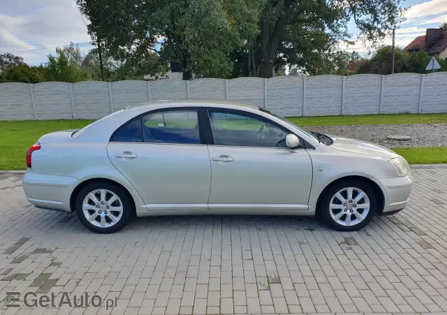 TOYOTA Avensis 