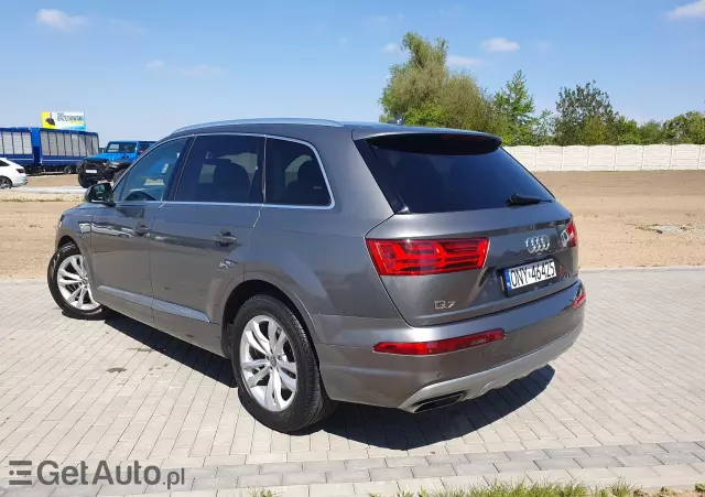 AUDI Q7 Tiptronic