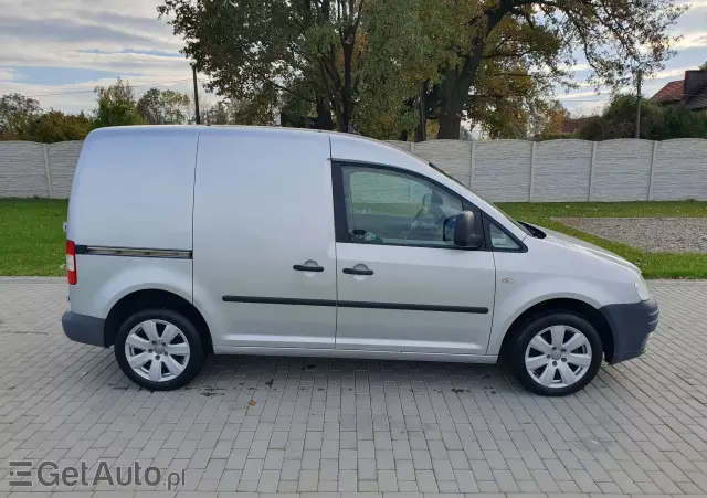 VOLKSWAGEN Caddy 