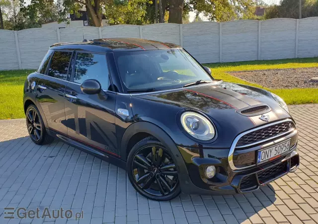 MINI Cooper John Cooper Works