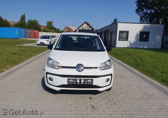 VOLKSWAGEN Up! 