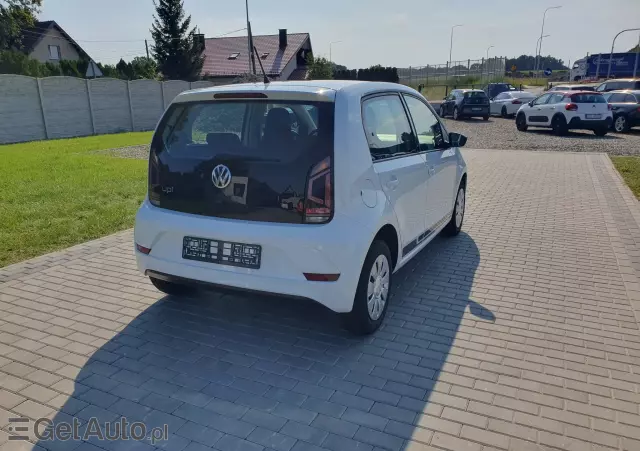 VOLKSWAGEN Up! 