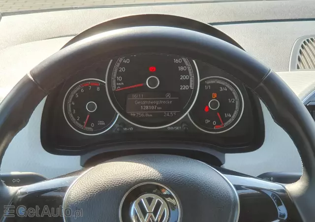 VOLKSWAGEN Up! 