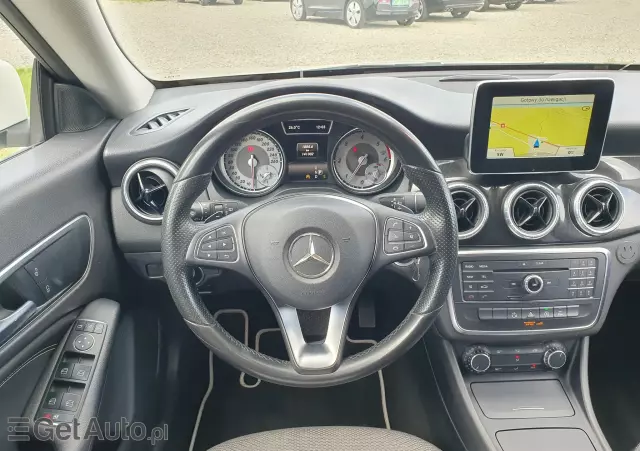 MERCEDES-BENZ CLA 7G DCT