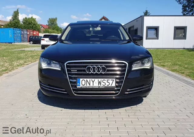 AUDI A8 