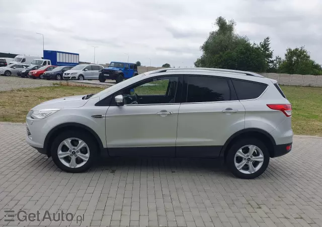 FORD Kuga Titanium 4WD