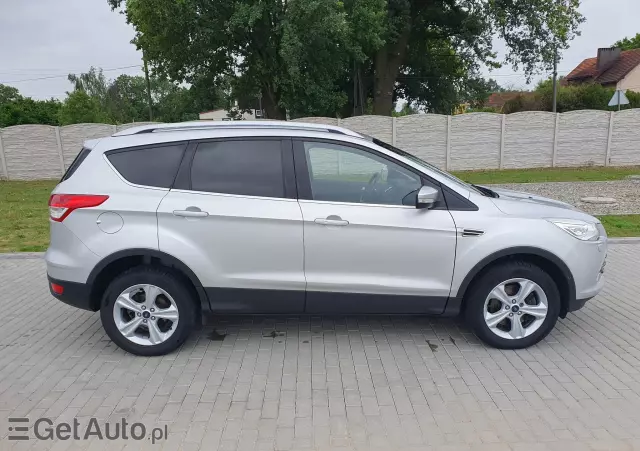 FORD Kuga Titanium 4WD