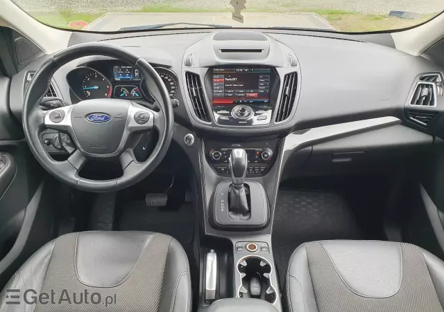 FORD Kuga Titanium 4WD