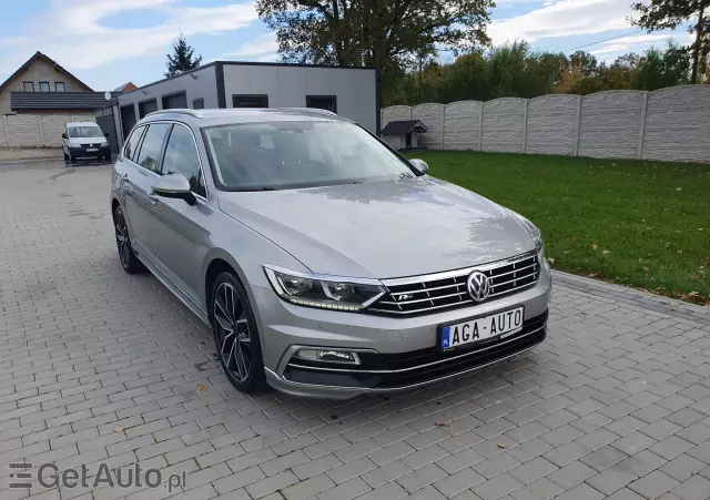 VOLKSWAGEN Passat Highline DSG