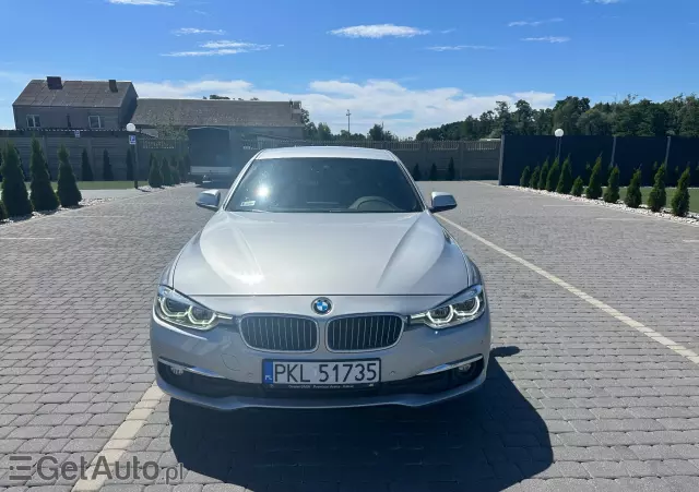 BMW Seria 3 Luxury Line