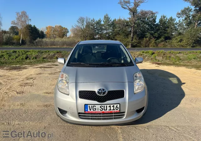 TOYOTA Yaris 1.33 Life