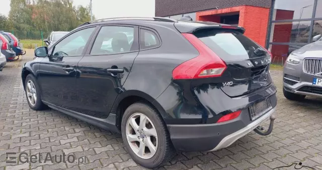 VOLVO V40 Cross Country 