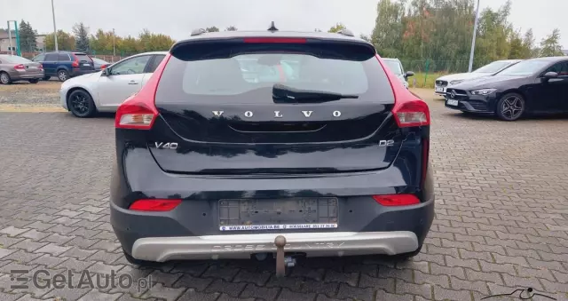 VOLVO V40 Cross Country 