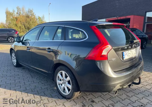 VOLVO V60 Summum